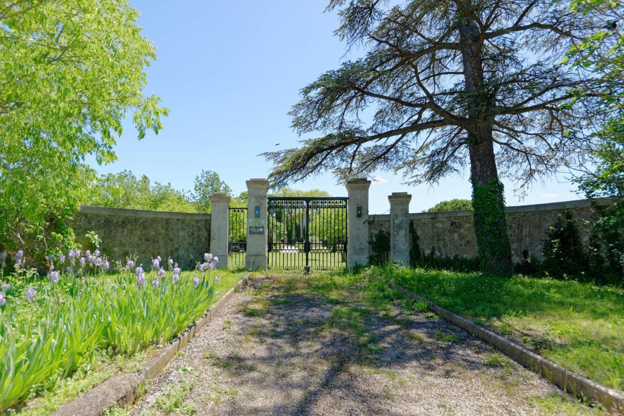 Private Furnished Apartment With All Comfort Has A Garden In A Green Space Мерой Екстериор снимка